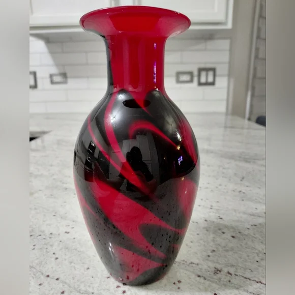 Vintage 1950s Murano Hand-Blown Red & Black Art Glass Vase – 9.5